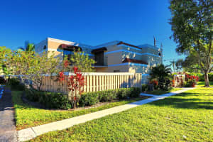 3710 Village Dr, Delray Beach, FL 33445, Sold 02/26/21