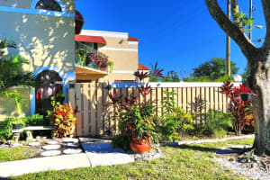 3710 Village Dr, Delray Beach, FL 33445, Sold 02/26/21