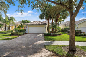132 Euphrates Cir, Palm Beach Gardens, FL 33410, Sold 01/28/21