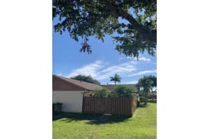 1200 Summit Pl Cir, West Palm Beach, FL 33415, Sold 04/08/21