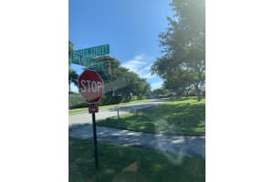 1200 Summit Pl Cir, West Palm Beach, FL 33415, Sold 04/08/21