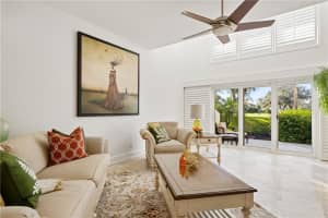 MLS# R10677344, Vero Beach, Florida 32963
