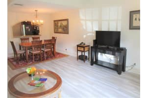 907 Kokomo Key Ln, Delray Beach, FL 33483, Sold 02/12/21