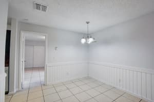 36 N Crossings Cir, Boynton Beach, FL 33435, Sold 03/17/21