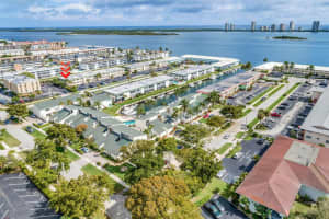 121 Wettaw Ln, North Palm Beach, FL 33408, Sold 04/07/21