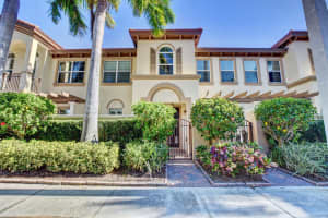 MLS# R10677606, Boynton Beach, Florida 33435