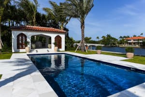 624 Island Dr, Palm Beach, FL 33480, Sold 03/08/21