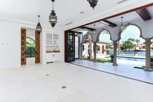 624 Island Dr, Palm Beach, FL 33480, Sold 03/08/21