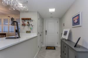 1000 US-1 EL102, Jupiter, FL 33477, Sold 02/01/21