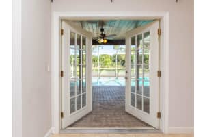 5301 Canal Dr, Lake Worth, FL 33463, Sold 01/25/21