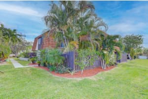 2116 White Pine Cir, Greenacres, FL 33415, Sold 02/01/21