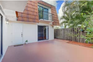 2116 White Pine Cir, Greenacres, FL 33415, Sold 02/01/21