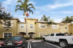 107 Lake Monterey Cir, Boynton Beach, FL 33426, Sold 02/05/21