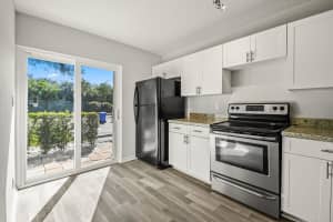 785 Crystal Lake Dr, Pompano Beach, FL 33064, Sold 01/07/21