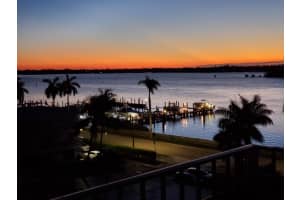 MLS# R10678336, West Palm Beach, Florida 33405