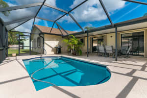 101 Sherwood Dr, Royal Palm Beach, FL 33411, Sold 03/22/21