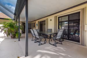 101 Sherwood Dr, Royal Palm Beach, FL 33411, Sold 03/22/21