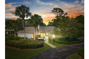 2100 NW Greenbriar Ln, Palm City, FL 34990, Sold 04/23/21