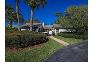 2100 NW Greenbriar Ln, Palm City, FL 34990, Sold 04/23/21