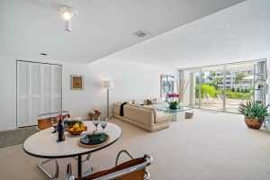 2760 S Ocean Blvd, Palm Beach, FL 33480, Sold 02/19/21