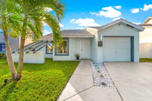 6120 Strawberry Lakes Cir, Lake Worth, FL 33463, Sold 02/08/21