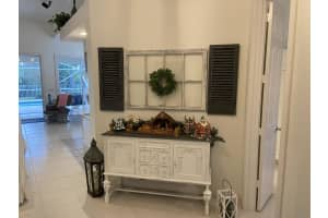 9230 SE La Creek Ct, Hobe Sound, FL 33455, Sold 02/01/21