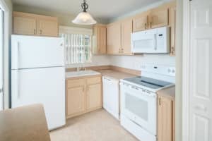 1140 Swan Lake Cir, Port St. Lucie, FL 34986, Sold 02/05/21