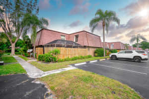 7638 Courtyard Run W, Boca Raton, FL 33433, Sold 02/09/21