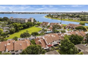 1800 Embassy Dr, West Palm Beach, FL 33401, Sold 04/29/21