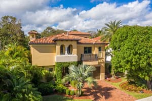 77 SE Olive Way, Boca Raton, FL 33432, Sold 03/22/21
