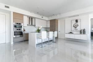 MLS# R10678941, Boca Raton, Florida 33432