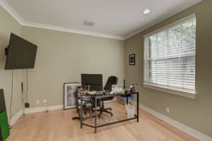 330 E Mallory Cir, Delray Beach, FL 33483, Sold 02/01/21