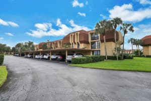 5344 Woodland Lakes Dr, Palm Beach Gardens, FL 33418, Sold 06/15/21