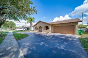 5320 SW 86th Ave, Cooper City, FL 33328, Sold 02/17/21