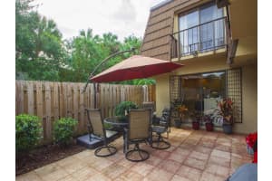 MLS# R10679326, Vero Beach, Florida 32960
