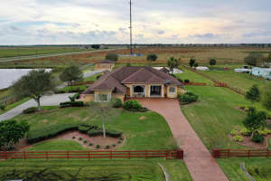 4833 NE 122nd Dr, Okeechobee, FL 34972, Sold 02/05/21