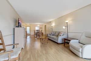 300 Waterway Dr S, Lantana, FL 33462, Sold 03/10/21