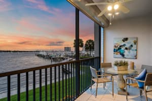 11390 12 Oaks Way, North Palm Beach, FL 33408, Sold 03/12/21