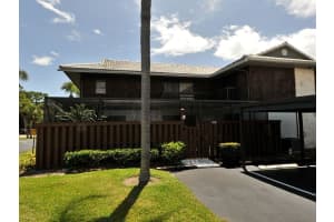 1704 SE Sir Lancelot Dr, Port St. Lucie, FL 34952, Sold 03/05/21