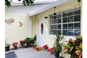 982 Sumter Rd E, West Palm Beach, FL 33415, Sold 02/04/21