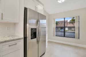 1240 Parkside Green Dr, Greenacres, FL 33415, Sold 02/25/21