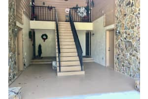 118 SE Crestwood Cir # 3-18, Stuart, FL 34997, Sold 04/16/21