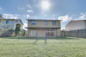 6035 Strawberry Lakes Cir, Lake Worth, FL 33463, Sold 03/12/21