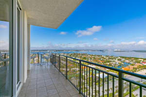 MLS# R10679737, Singer Island, Florida 33404