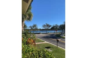 8301 Anastasia Ln, Palm Beach Gardens, FL 33418, Sold 02/12/21