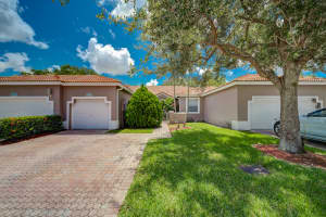 2380 E Aragon Blvd, Sunrise, FL 33313, Sold 08/03/21