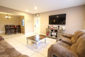 154 Weybridge Cir, Royal Palm Beach, FL 33411, Sold 01/29/21