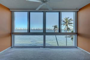 301 Lake Shore Dr, Lake Park, FL 33403, Sold 01/28/21