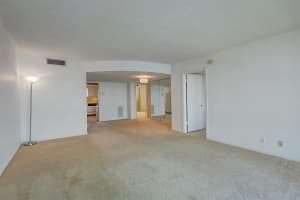 301 Lake Shore Dr, Lake Park, FL 33403, Sold 01/28/21