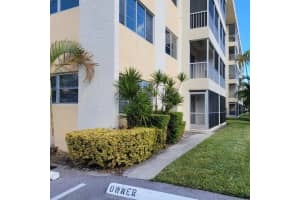 55 SW 2nd Ave #207, Boca Raton, FL 33432, Sold 03/12/21
